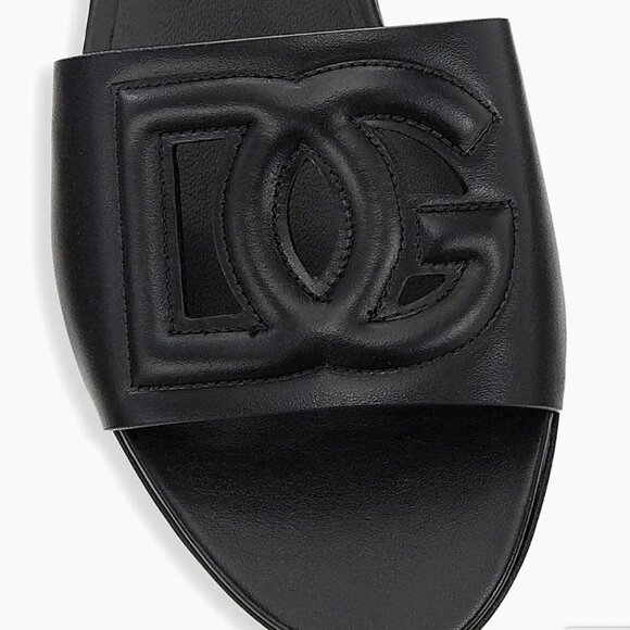 AUTHENTIC **NEVER WORN** Dolce&Gabbana  DG Interlocked Leather Sandals - Picture 8 of 11